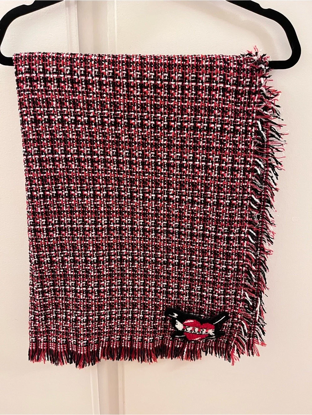 NWT Karl Lagerfeld Tweed Fringe Shawl - Red, White & Black with KARL Heart Patch